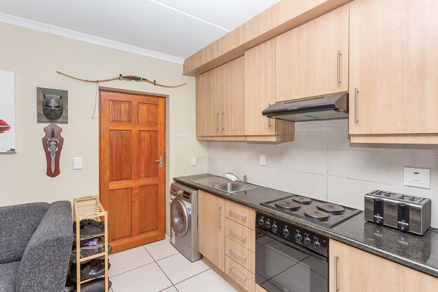 1 Bedroom Property for Sale in Burgundy Estate Western Cape